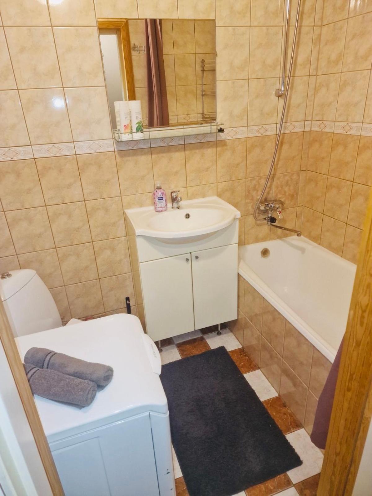 Tallinnhousing For 4 With Free Parking Apartment *